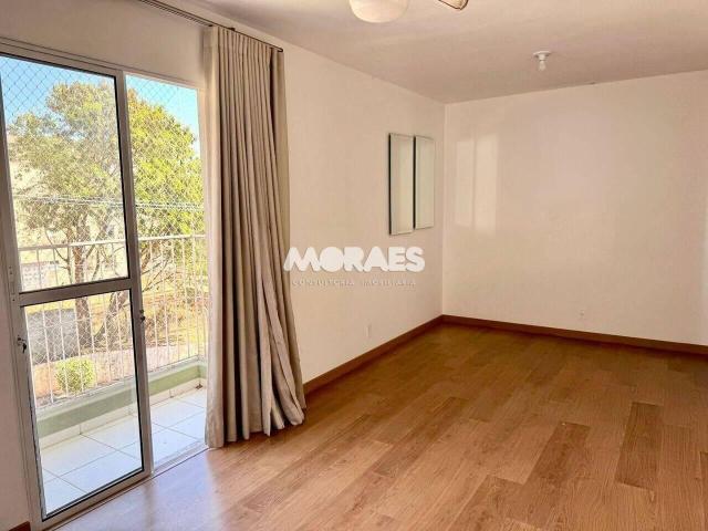 Sobre apartamento com 55 m² para alugar ou à venda em Bauru SP