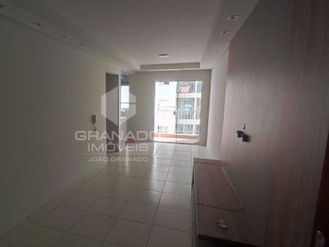 Sobre apartamento com 65 m² em Maringá PR