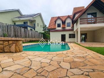 Sobre casa com 400 m² em Itu SP