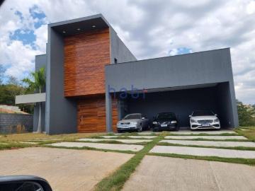Sobre casa com 442 m² em Araçoiaba da Serra SP