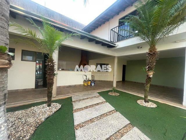 Casa com 3 quartos, 450 m², aluguel por R$ 6.000/mês