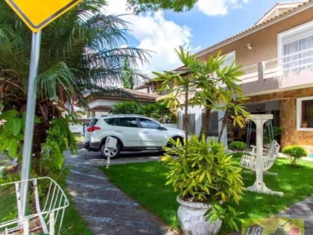 Sobre casa com 500 m² para alugar ou à venda em Cotia SP