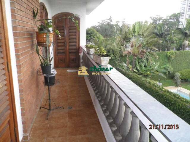 Sobre casa com 950 m² para alugar ou à venda em Guarulhos SP