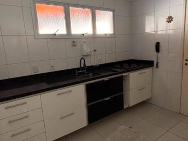 Sobre casa com 101 m² para alugar ou à venda em Cotia SP