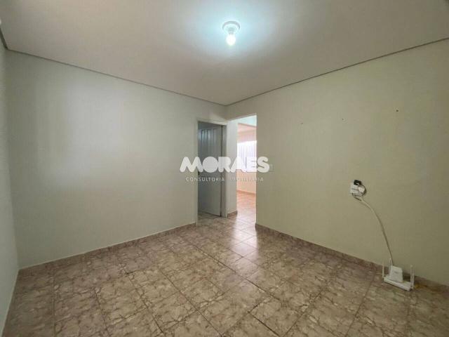 Casa com 3 quartos para alugar, 130 m² por R$ 1.900/mês Jardim Redentor Bauru/SP