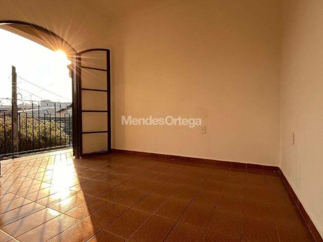 Sobre casa com 140 m² para alugar ou à venda em Sorocaba SP