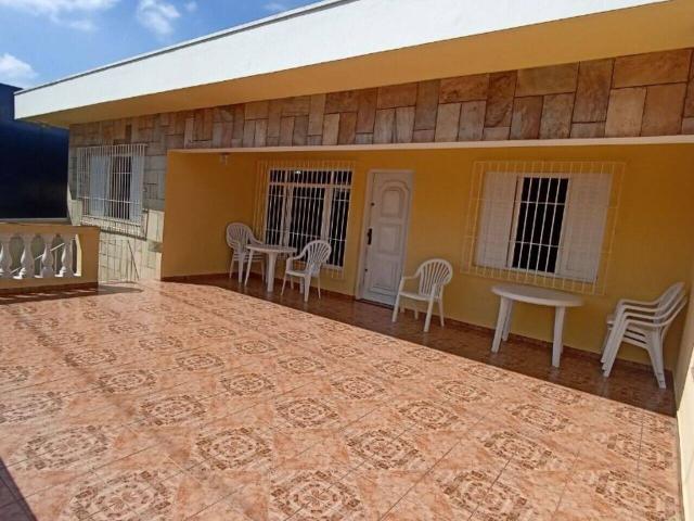 Sobre casa com 166 m² para alugar ou à venda em Cotia SP
