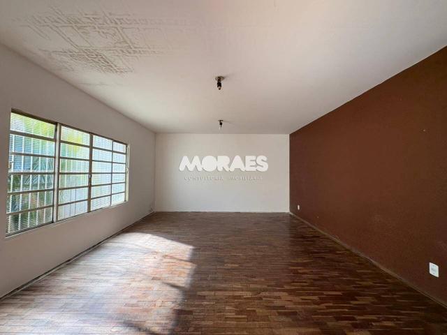 Casa com 3 quartos, sendo 1 suíte para alugar, 170 m² por R$ 3.147/mês Jardim Panorama Bauru/SP