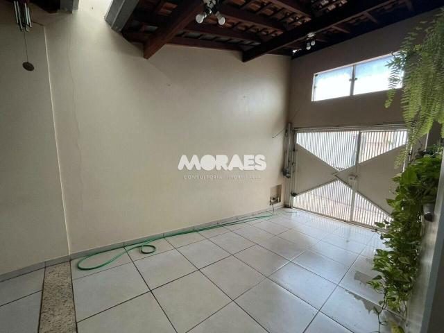 Casa com 3 quartos para alugar, 180 m² por R$ 3.000/mês Vila Pacífico Bauru/SP