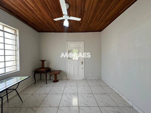 Casa com 3 dormitórios para alugar, 200 m² por R$ 4.500/mês Jardim América Bauru/SP