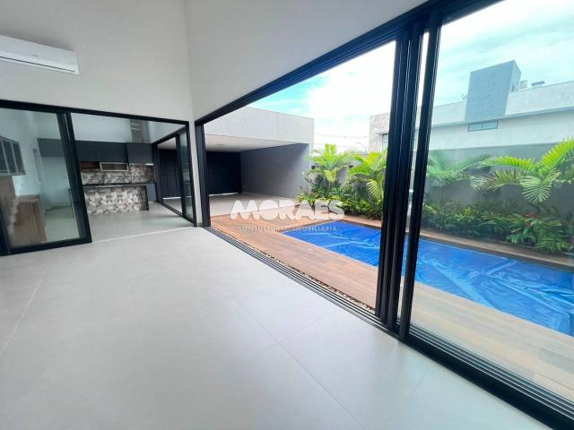 Casa com 4 quartos, 222 m² venda por R$ 2.100.000 ou aluguel por R$ 12.900/mês Condomínio Tamboré Bauru/SP