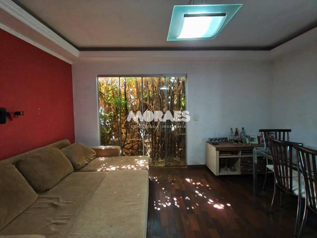 Casa com 3 quartos, 237 m², aluguel por R$ 5.000/mês ou à venda por R$ 990.000