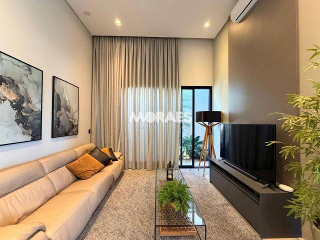Sobre casa com 245 m² para alugar ou à venda em Bauru SP