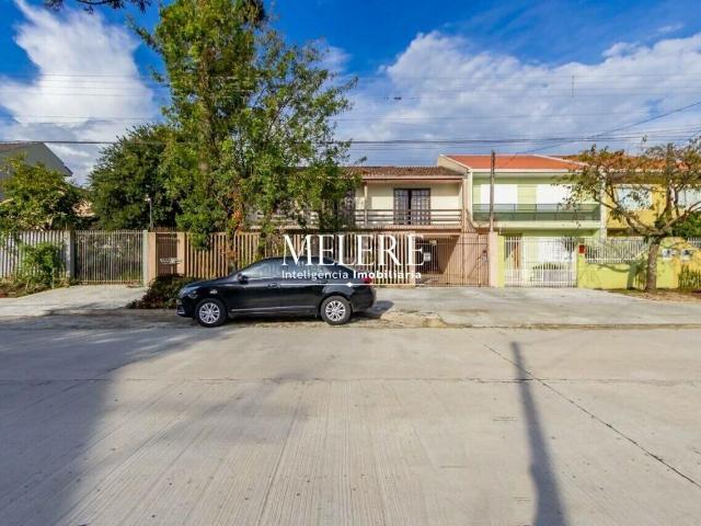 Sobre casa com 266 m² para alugar ou à venda em Curitiba PR
