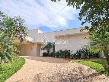 Sobre casa com 274 m² em Itu SP
