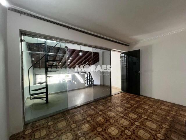 Casa com 5 quartos para alugar, 283 m² por R$ 3.500/mês Vila Independência Bauru/SP