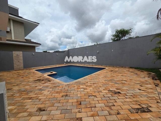 Casa com 4 quartos, 2 suítes, 4 vagas, a/c 291,51 m² venda por R$ 1.600.000 ou aluguel por R$ 9.000/mês Residencial Chácaras Odete Bauru/SP
