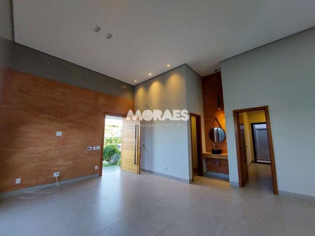 Casa com 3 suítes para alugar, 296 m² por R$ 8.000/mês Tamboré Bauru/SP