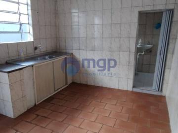Sobre casa com 30 m² em São Paulo SP