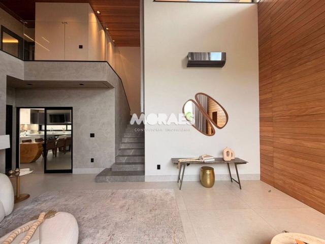 Sobre casa com 310 m² para alugar ou à venda em Bauru SP