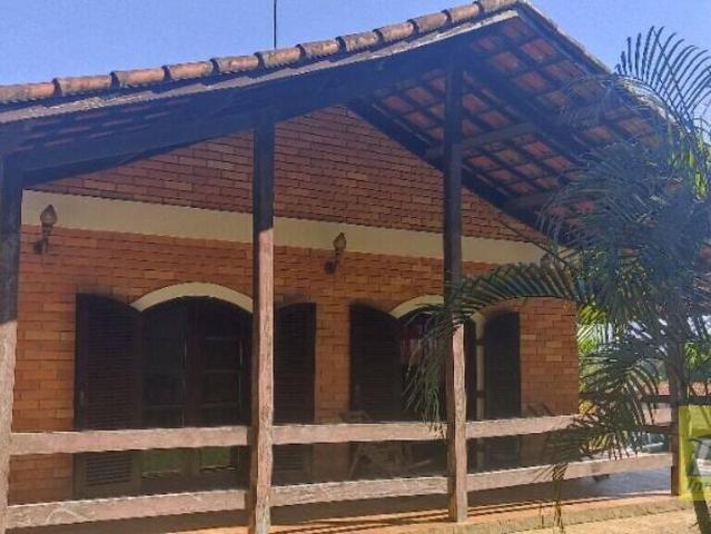 Sobre casa com 350 m² para alugar ou à venda em Vargem Grande Paulista SP