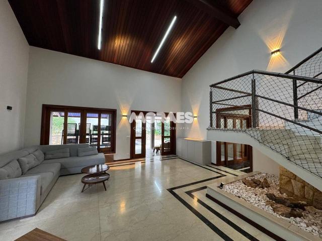 Sobre casa com 380 m² para alugar ou à venda em Bauru SP