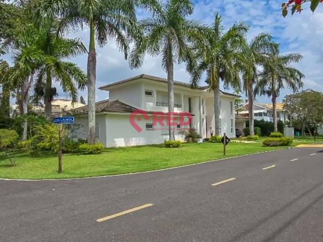 Sobre sobrado com 520 m² em Araçoiaba da Serra SP