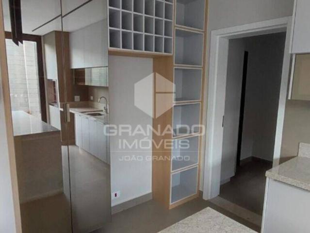 Sobre sobrado com 157 m² em Maringá PR