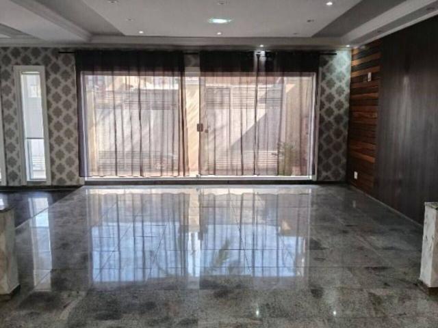 Sobre sobrado com 350 m² para alugar ou à venda em São Paulo SP