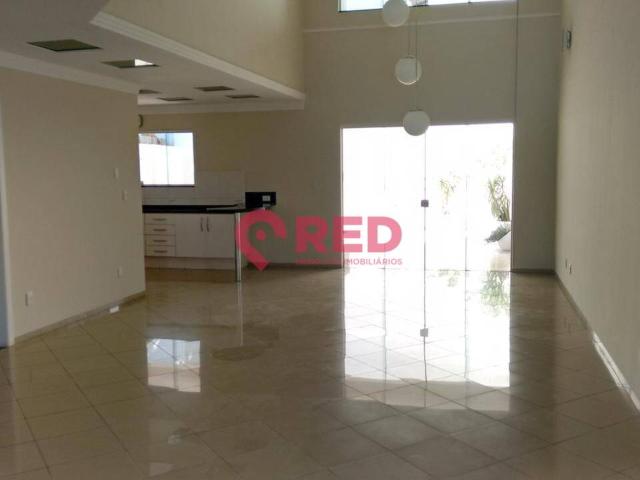 Sobre sobrado com 390 m² para alugar ou à venda em Sorocaba SP