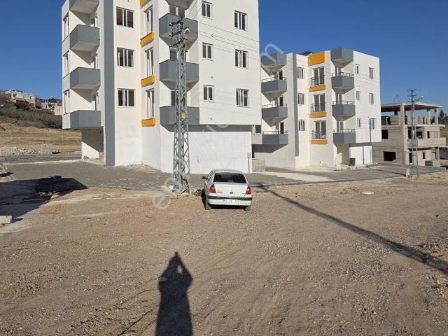 Sofudede'de 2+1 Aç. Mutfk.sıfır Bina.4 Katlı Asansörlü Gdb Cephe
