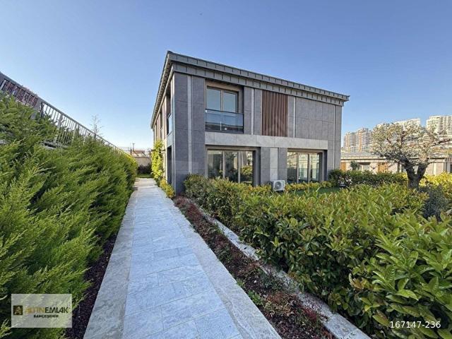 Sofa Butik Bahçeşehir Satılık Boş 4+1 Villa