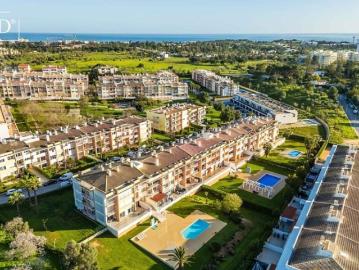 Sofisticado apartamento de 3 quartos em condomínio privado 227m² Alvor