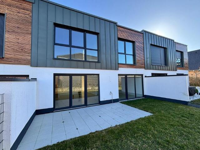 Sofort beziehbar! Die letzte Einheit für die Eigennutzung. Exklusives nachhaltiges Reihenmittelhaus in Neubeckum