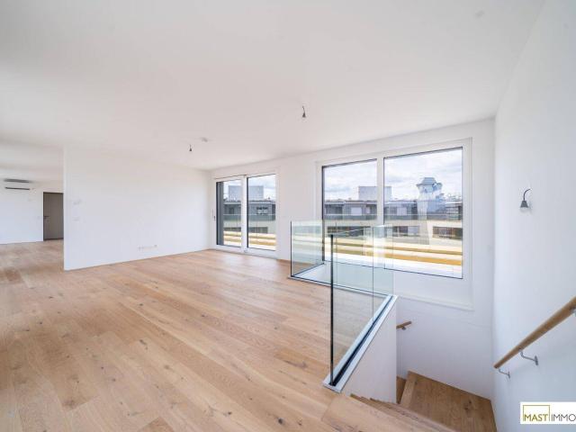 Sofort beziehbar* 4 Zimmer Maisonettewohnung mit über 78 qm Freiflächen!