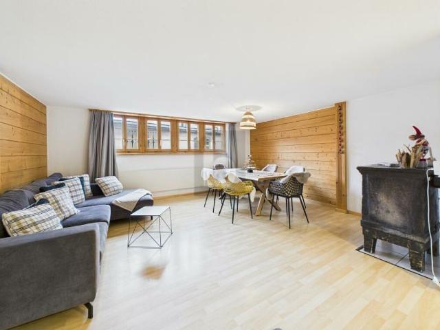SOFORT BEZUGSBEREIT NAHE FLIMS, LAAX, DISENTIS