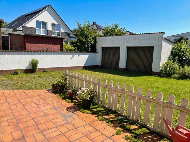 Sofort bezugsfrei Gut geschnittene Erdgeschosswohnung in zentraler Lage Altlußheims