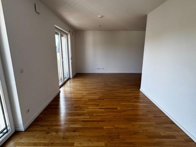 Sofort einziehen: Charmante 1 Zimmer Wohnung