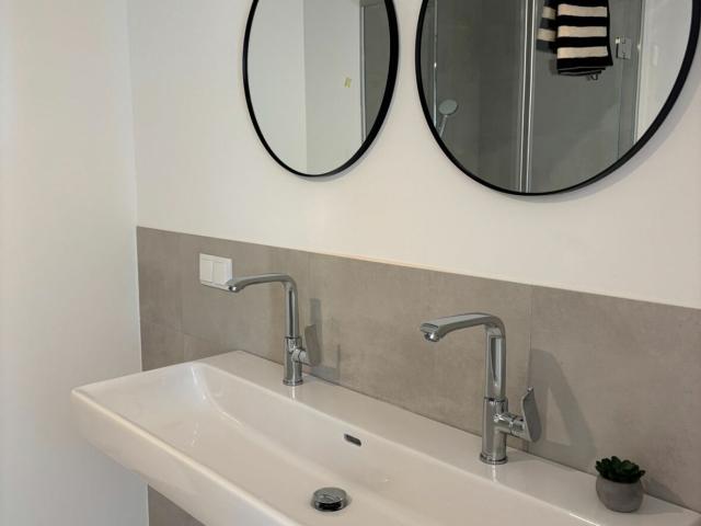 Sofort Einziehen und Ankommen! Letzte 3 Zimmer Dg Wohnung mit 2 Terrassen und Eigenem Gartenabteil_T29_Provisionsfrei!_Kleegarten