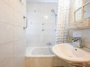Sofort einziehen & wohlfühlen – kleine feine Wohnung in Rum