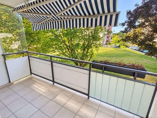 Sofort frei: 2 Zimmer Wohnung mit Westbalkon & Aufzug