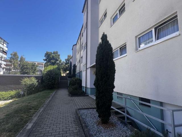 Sofort frei: 3 Zimmer Wohnung mit großem Balkon und Stellplatz