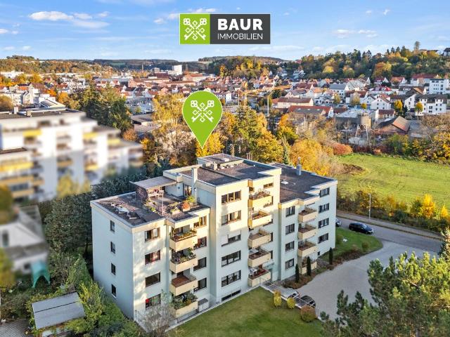 Sofort frei: Gepflegte 3 Zimmer Wohnung mit Balkon & stufenlosem Zugang