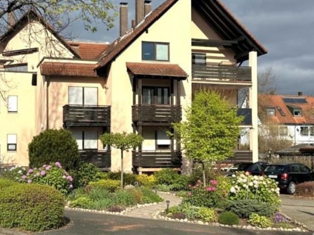 SOFORT freie 34 qm Wohnung mit wettergeschützten BALKON und CARPORT in TOP Wohnlage