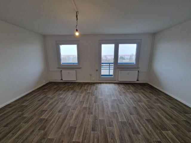 ? Sofort sparen: 2 Nettomieten geschenkt bei dieser großzügigen 3 Zimmer Wohnung im 5. OG!