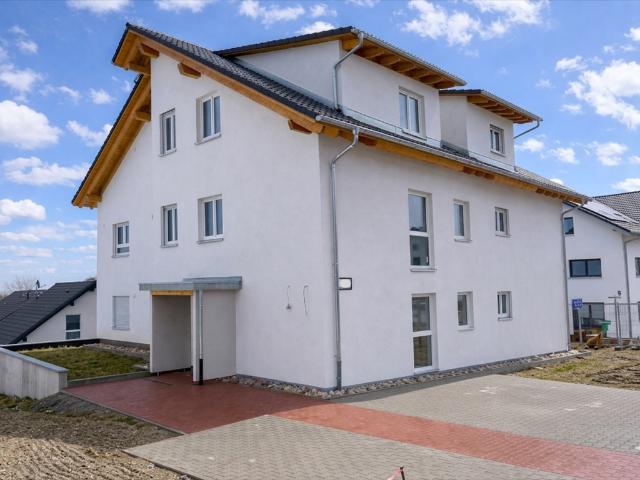 Sofort wohlfühlen: Neuwertiges 2 Zimmer Apartment in gehobener Ausstattung