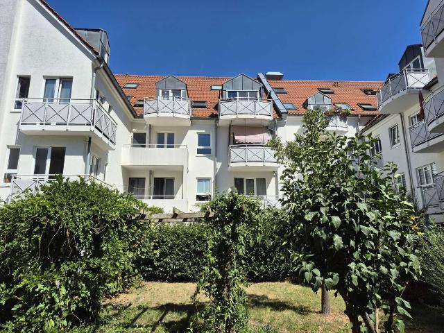 Sofort Verfügbar + Eigennutz oder Kapitalanlage + Helle 2 Raum Wohnung mit Balkon, TG STP, EBK