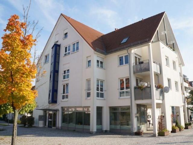 sofort verfügbar: 3 Raum Wohnung mit Balkon und Tiefgaragenstellplatz