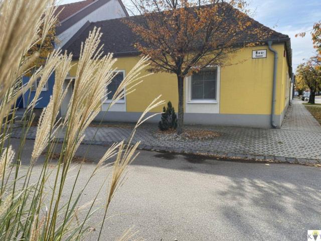 Sofortkauf oder Mietkauf möglich! Wohnhaus mit vielseitigem Wirtschaftsgebäude & Pool – Wohnen und Arbeiten unter einem Dach!