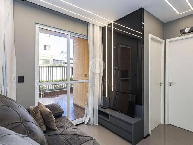 Apartamento à venda no Capão Raso